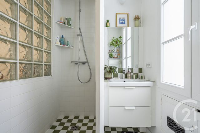 Appartement F2 &agrave; vendre - 2 pi&egrave;ces - 44 m2 - Paris - 75011 - ILE-DE-FRANCE