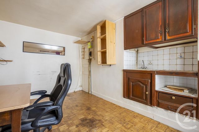 Appartement Studio &agrave; vendre - 1 pi&egrave;ce - 13,70 m2 - Paris - 75011 - ILE-DE-FRANCE