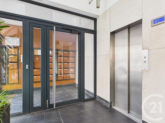 Appartement F2 &agrave; vendre - 2 pi&egrave;ces - 40 m2 - Paris - 75011 - ILE-DE-FRANCE