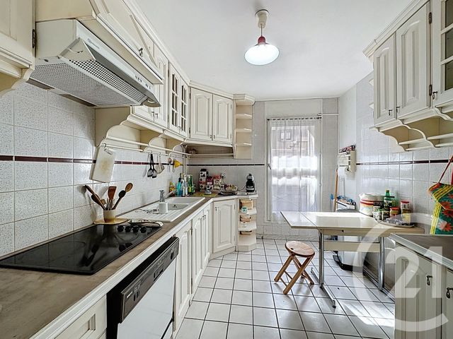 Appartement F5 &agrave; vendre - 5 pi&egrave;ces - 104,77 m2 - Villejuif - 94 - ILE-DE-FRANCE