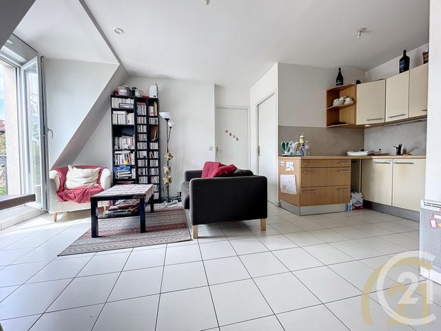 Appartement F3 à vendre - 3 pièces - 55,30 m2 - Villejuif - 94 - ILE-DE-FRANCE