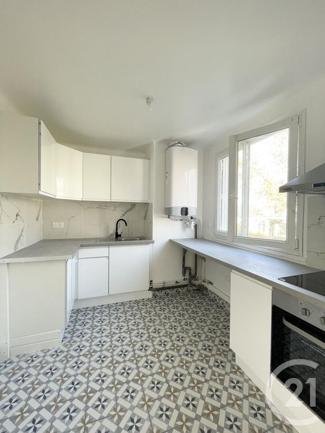 Appartement F3 à louer 3 pièces 56 m2 Villejuif 94 ILEDEFRANCE