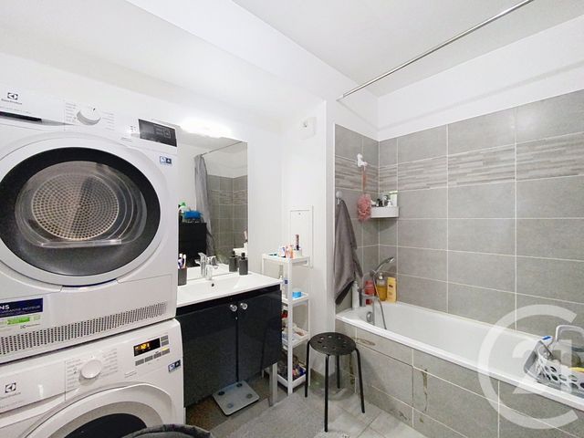 Appartement T3 à vendre - 3 pièces - 63,80 m2 - Villejuif - 94 - ILE-DE-FRANCE