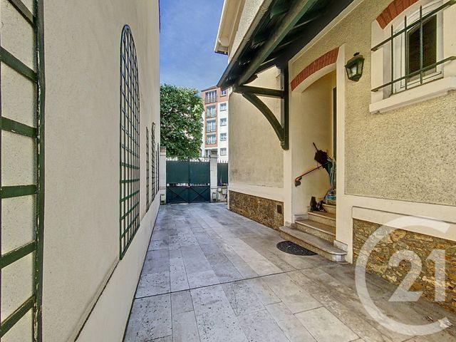 Maison à vendre - 8 pièces - 154,78 m2 - Vitry Sur Seine - 94 - ILE-DE-FRANCE