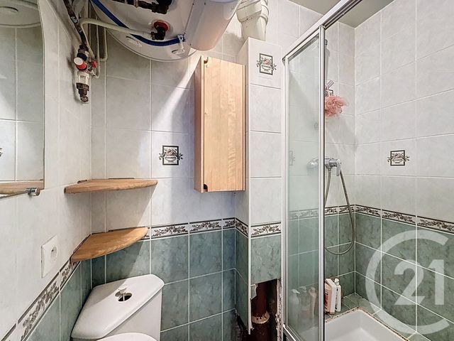 Appartement T2 à vendre - 2 pièces - 30,02 m2 - Villejuif - 94 - ILE-DE-FRANCE