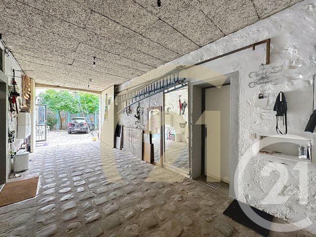 Maison à vendre - 14 pièces - 274,17 m2 - Villejuif - 94 - ILE-DE-FRANCE