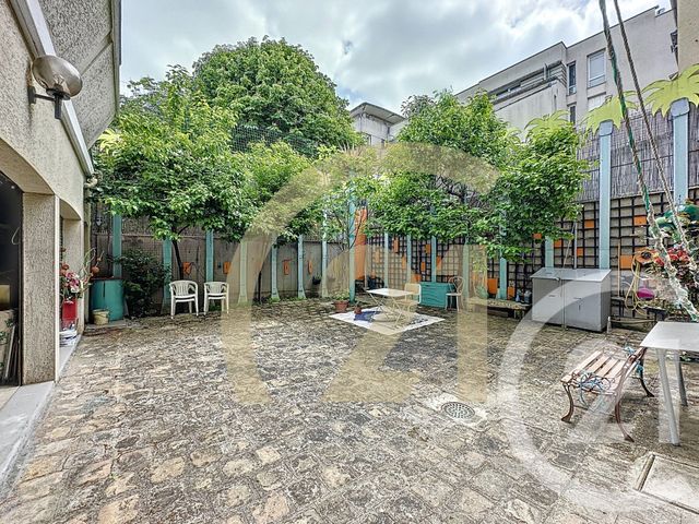 Maison à vendre - 14 pièces - 274,17 m2 - Villejuif - 94 - ILE-DE-FRANCE