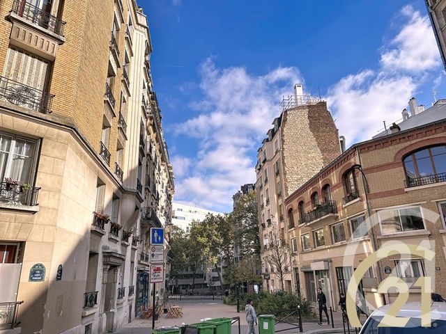 Appartement Studio &agrave; vendre - 1 pi&egrave;ce - 24,74 m2 - Paris - 75020 - ILE-DE-FRANCE