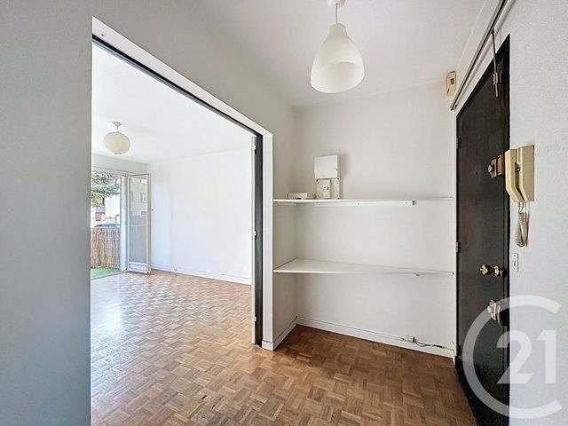 Appartement F2 à vendre - 2 pièces - 47,52 m2 - L Hay Les Roses - 94 - ILE-DE-FRANCE