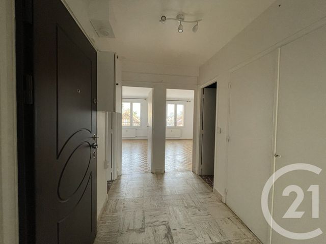 Appartement F3 &agrave; louer - 3 pi&egrave;ces - 58,24 m2 - Villejuif - 94 - ILE-DE-FRANCE