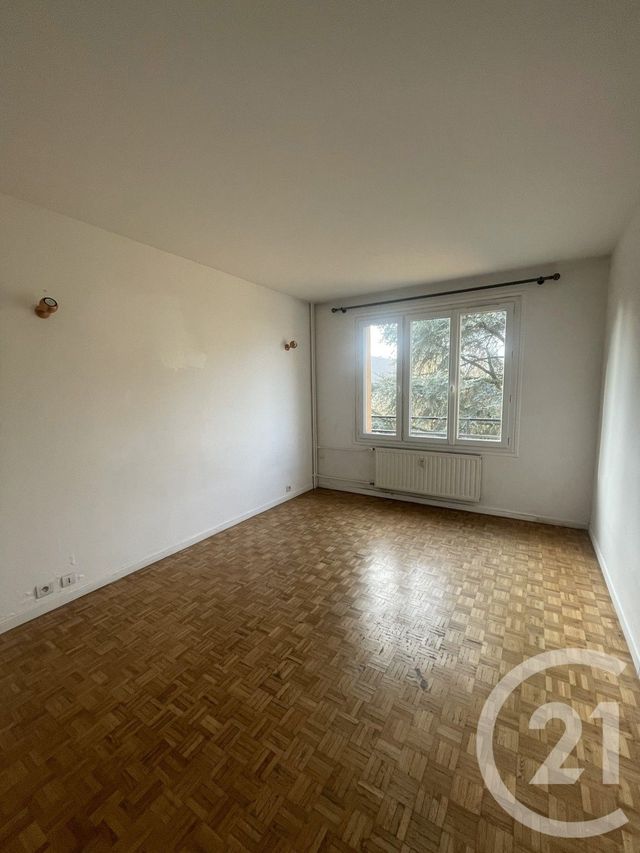 Appartement F3 &agrave; louer - 3 pi&egrave;ces - 58,24 m2 - Villejuif - 94 - ILE-DE-FRANCE