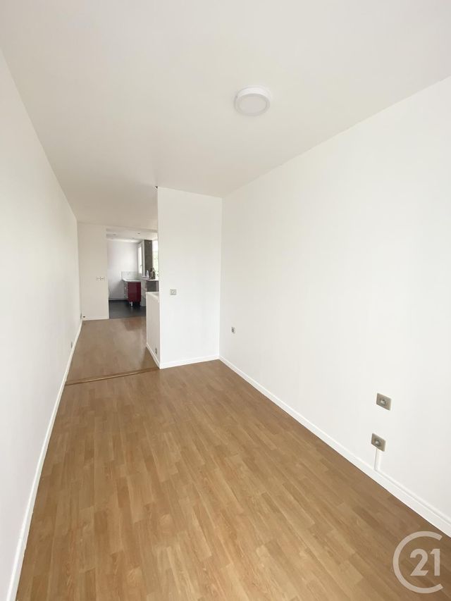 Appartement F4 &agrave; louer - 4 pi&egrave;ces - 75,78 m2 - Villejuif - 94 - ILE-DE-FRANCE