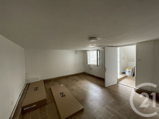 Maison &agrave; louer - 3 pi&egrave;ces - 69,47 m2 - Villejuif - 94 - ILE-DE-FRANCE