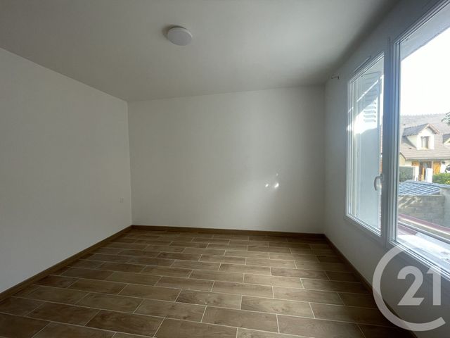 Maison &agrave; louer - 3 pi&egrave;ces - 69,47 m2 - Villejuif - 94 - ILE-DE-FRANCE