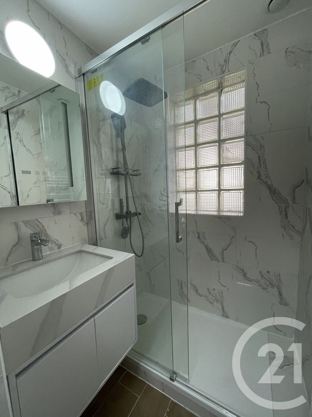 Maison &agrave; louer - 3 pi&egrave;ces - 69,47 m2 - Villejuif - 94 - ILE-DE-FRANCE