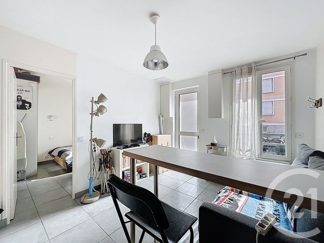 Appartement &agrave; vendre - 2 pi&egrave;ces - 25,62 m2 - Villejuif - 94 - ILE-DE-FRANCE