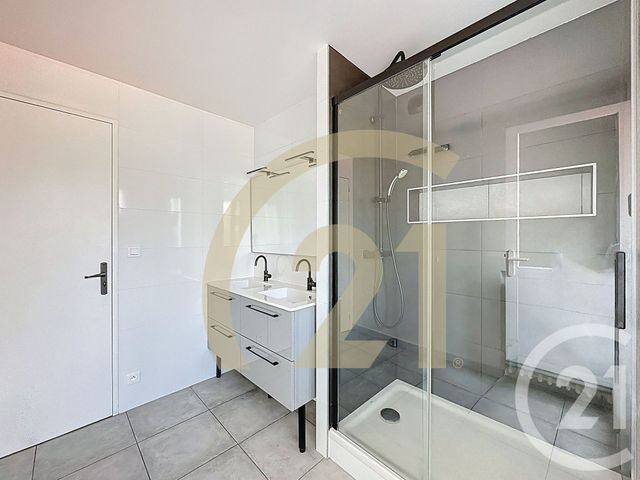 Appartement F2 &agrave; louer - 2 pi&egrave;ces - 52,50 m2 - Vitry Sur Seine - 94 - ILE-DE-FRANCE