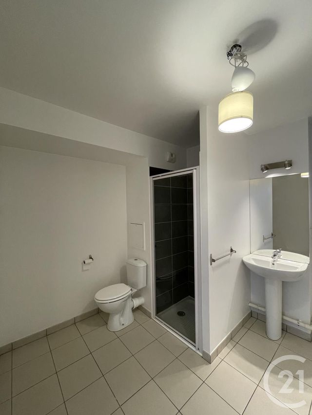 Appartement F2 &agrave; louer - 2 pi&egrave;ces - 41,20 m2 - Villejuif - 94 - ILE-DE-FRANCE