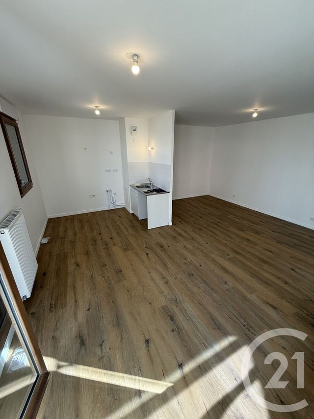 Appartement F3 &agrave; louer - 3 pi&egrave;ces - 64,63 m2 - Vitry Sur Seine - 94 - ILE-DE-FRANCE