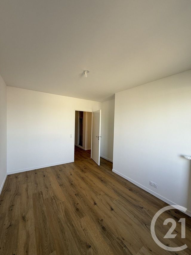 Appartement F3 &agrave; louer - 3 pi&egrave;ces - 64,63 m2 - Vitry Sur Seine - 94 - ILE-DE-FRANCE