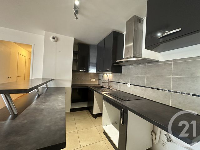 Appartement F4 &agrave; louer - 4 pi&egrave;ces - 77,16 m2 - Villejuif - 94 - ILE-DE-FRANCE