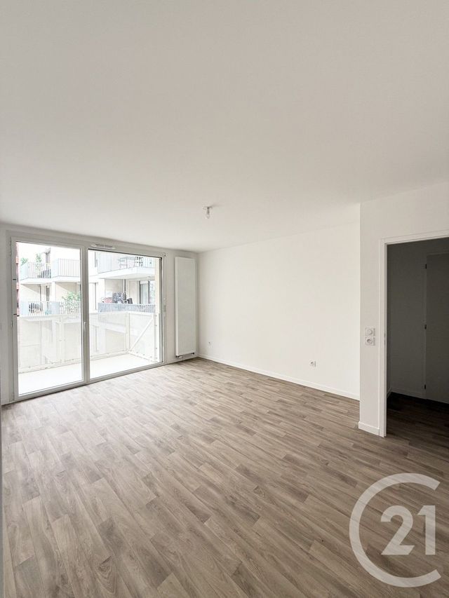 Appartement F3 &agrave; louer - 3 pi&egrave;ces - 61,87 m2 - Vitry Sur Seine - 94 - ILE-DE-FRANCE