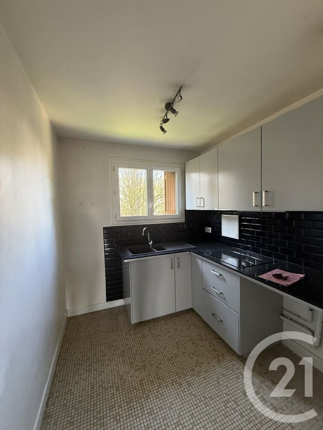 Appartement F3 &agrave; louer - 3 pi&egrave;ces - 58,24 m2 - Villejuif - 94 - ILE-DE-FRANCE