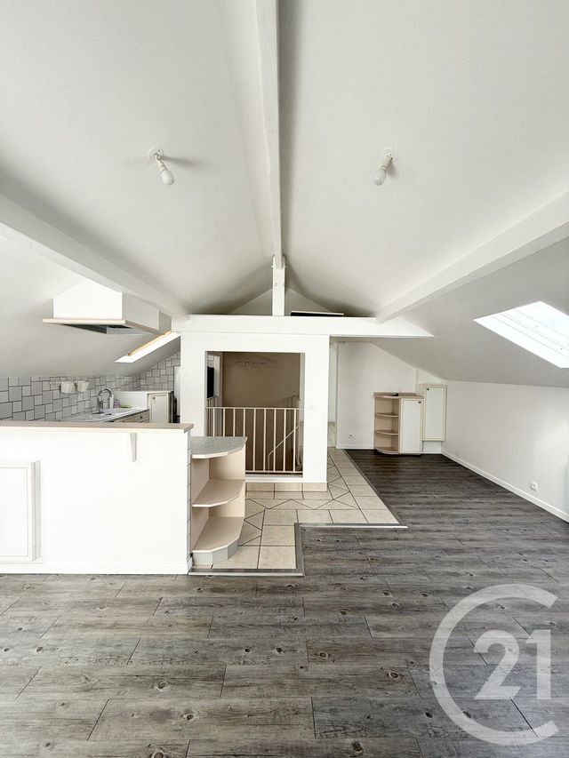 Appartement F2 &agrave; louer - 2 pi&egrave;ces - 33,93 m2 - Vitry Sur Seine - 94 - ILE-DE-FRANCE