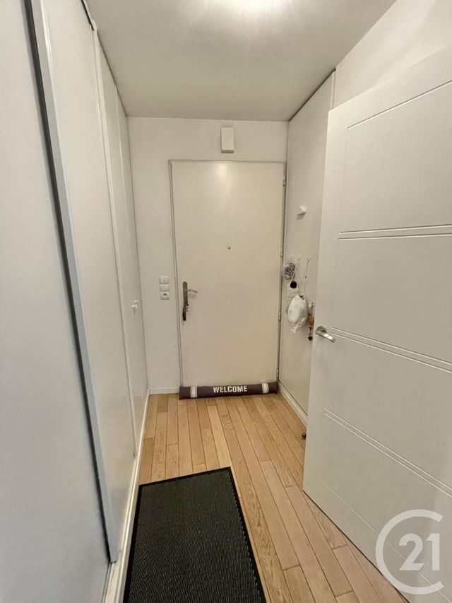 Maison &agrave; louer - 4 pi&egrave;ces - 72,80 m2 - Villejuif - 94 - ILE-DE-FRANCE