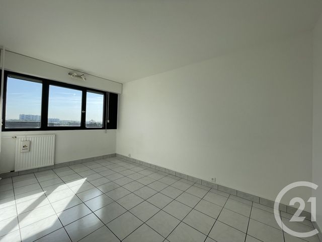 Appartement F4 &agrave; louer - 5 pi&egrave;ces - 94,87 m2 - Villejuif - 94 - ILE-DE-FRANCE