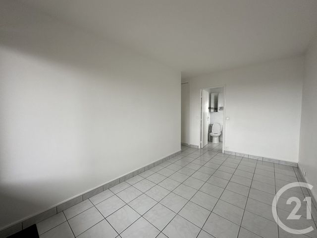 Appartement F4 &agrave; louer - 5 pi&egrave;ces - 94,87 m2 - Villejuif - 94 - ILE-DE-FRANCE