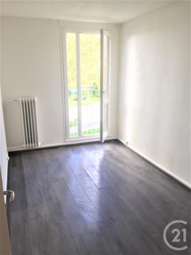 Appartement F3 &agrave; louer - 3 pi&egrave;ces - 54,51 m2 - Villejuif - 94 - ILE-DE-FRANCE
