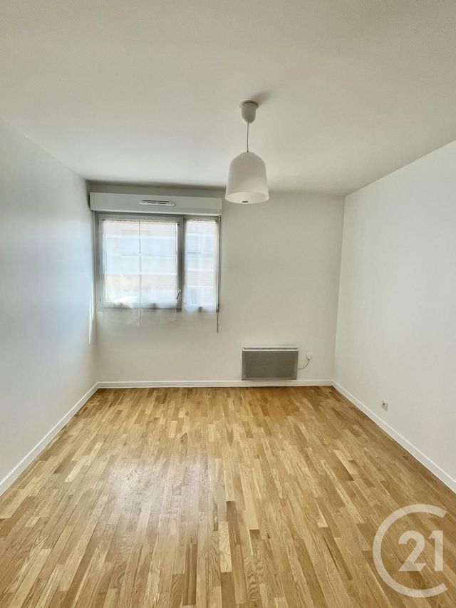 Appartement F2 &agrave; louer - 2 pi&egrave;ces - 53,92 m2 - Villejuif - 94 - ILE-DE-FRANCE