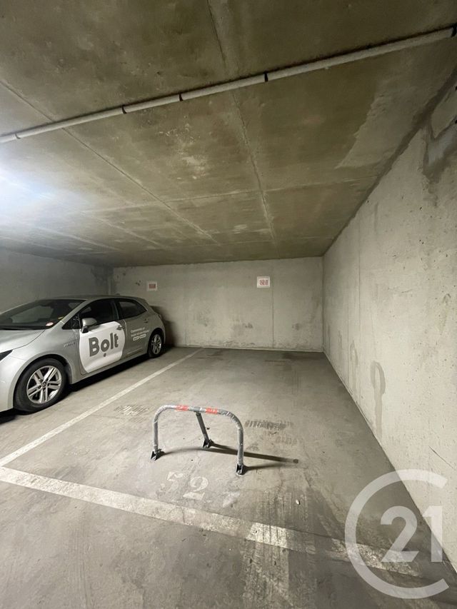Parking &agrave; louer - 15 m2 - Villejuif - 94 - ILE-DE-FRANCE