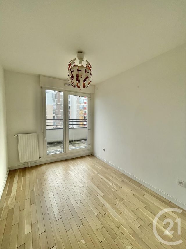 Appartement F4 &agrave; louer - 4 pi&egrave;ces - 77,86 m2 - Villejuif - 94 - ILE-DE-FRANCE