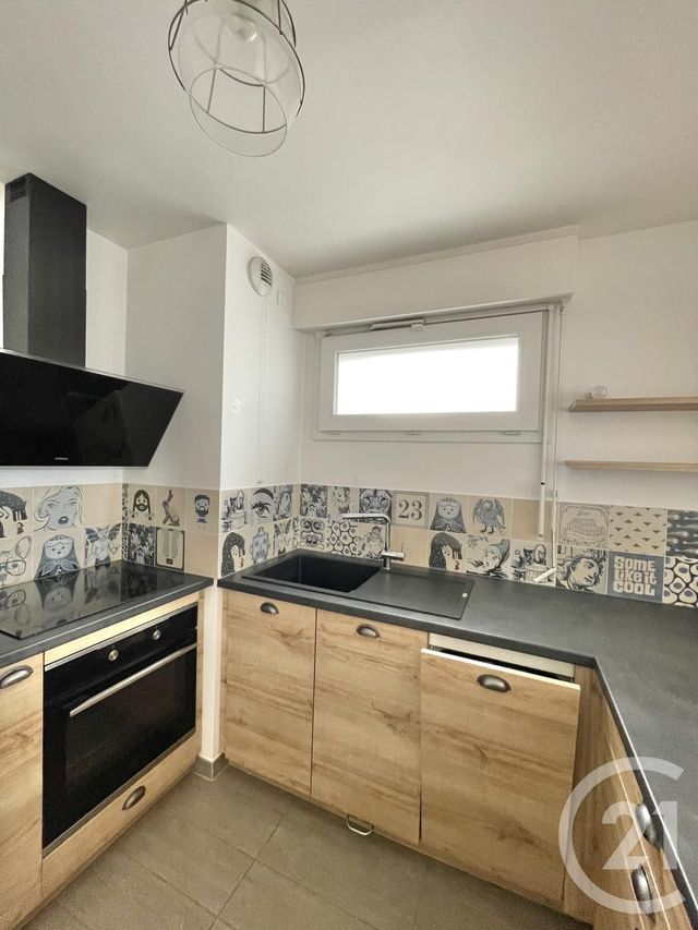 Appartement F4 &agrave; louer - 4 pi&egrave;ces - 77,86 m2 - Villejuif - 94 - ILE-DE-FRANCE