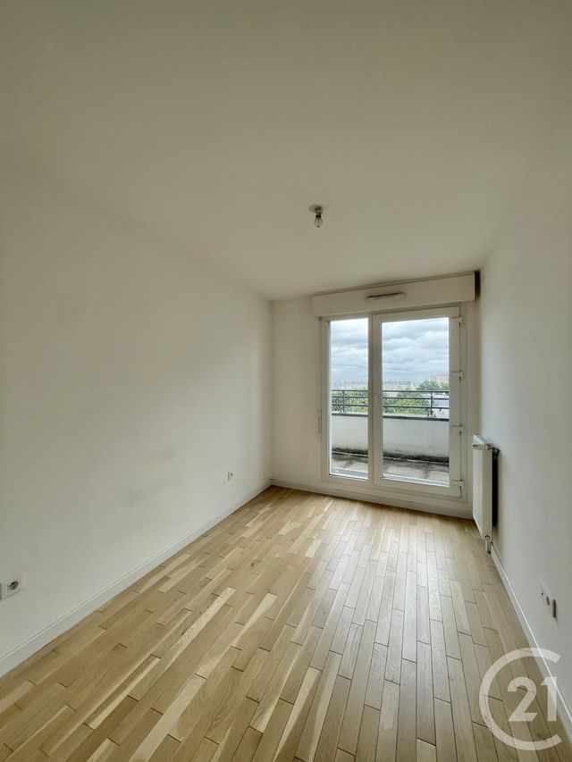 Appartement F4 &agrave; louer - 4 pi&egrave;ces - 77,86 m2 - Villejuif - 94 - ILE-DE-FRANCE