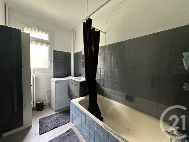 Appartement F2 &agrave; louer - 2 pi&egrave;ces - 43,92 m2 - Villejuif - 94 - ILE-DE-FRANCE