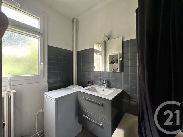 Appartement F2 &agrave; louer - 2 pi&egrave;ces - 43,92 m2 - Villejuif - 94 - ILE-DE-FRANCE