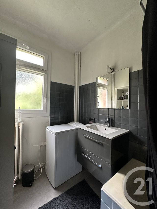 Appartement F2 &agrave; louer - 2 pi&egrave;ces - 43,92 m2 - Villejuif - 94 - ILE-DE-FRANCE