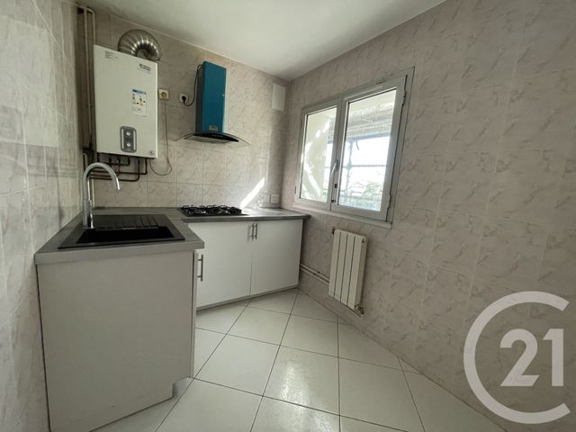 Appartement F3 &agrave; louer - 3 pi&egrave;ces - 50,39 m2 - Villejuif - 94 - ILE-DE-FRANCE