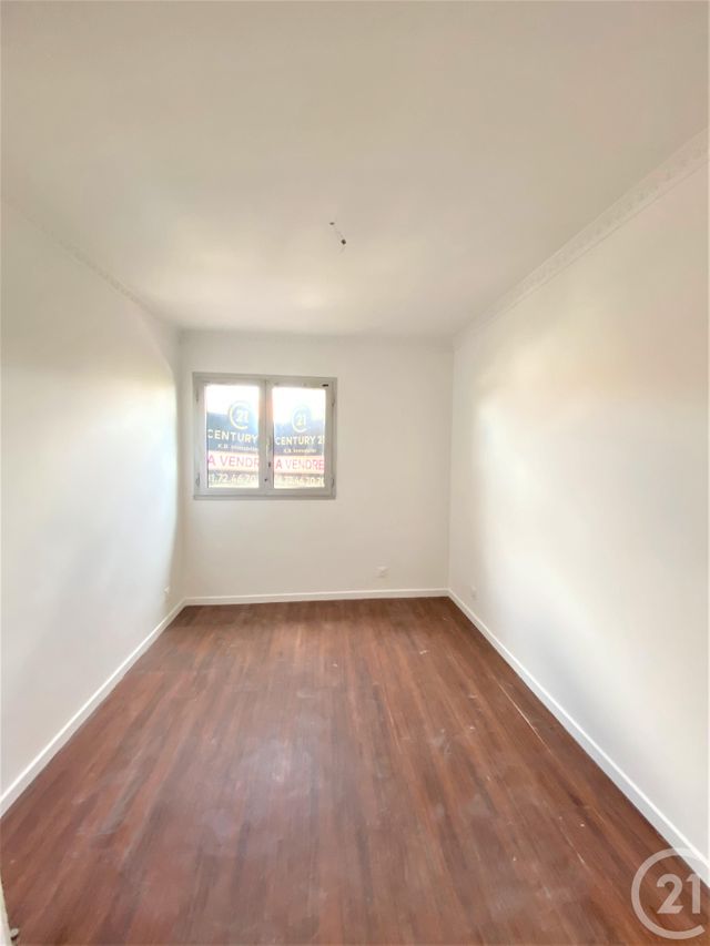 Appartement F3 &agrave; louer - 3 pi&egrave;ces - 50,39 m2 - Villejuif - 94 - ILE-DE-FRANCE