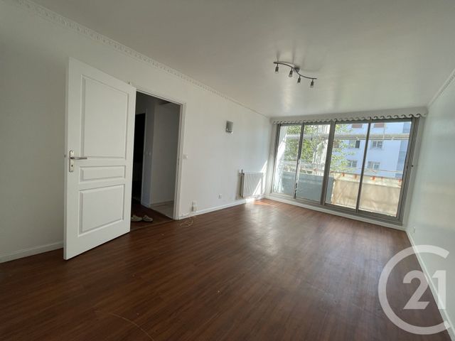 Appartement F3 &agrave; louer - 3 pi&egrave;ces - 50,39 m2 - Villejuif - 94 - ILE-DE-FRANCE