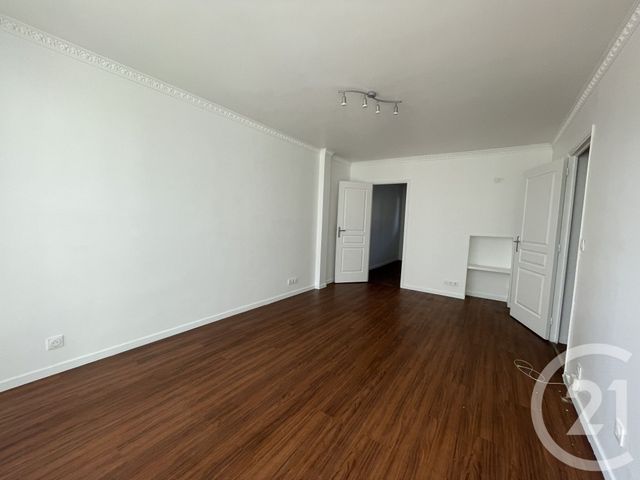 Appartement F3 &agrave; louer - 3 pi&egrave;ces - 50,39 m2 - Villejuif - 94 - ILE-DE-FRANCE