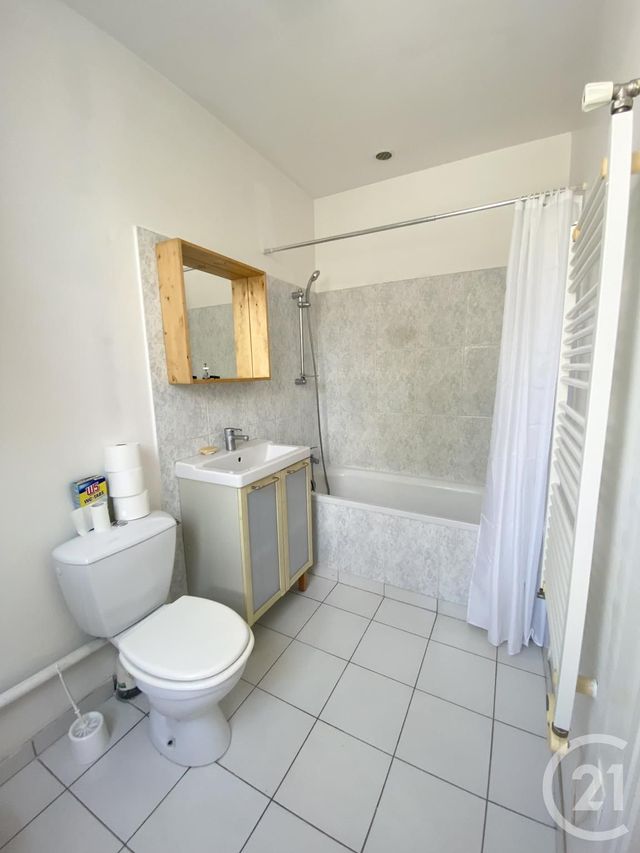 Appartement F1 &agrave; louer - 1 pi&egrave;ce - 35,76 m2 - Villejuif - 94 - ILE-DE-FRANCE