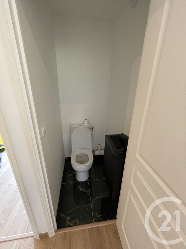 Appartement &agrave; louer - 2 pi&egrave;ces - 39,42 m2 - Villejuif - 94 - ILE-DE-FRANCE