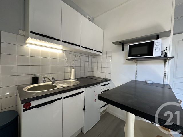 Appartement Studio &agrave; louer - 1 pi&egrave;ce - 16,17 m2 - Villejuif - 94 - ILE-DE-FRANCE