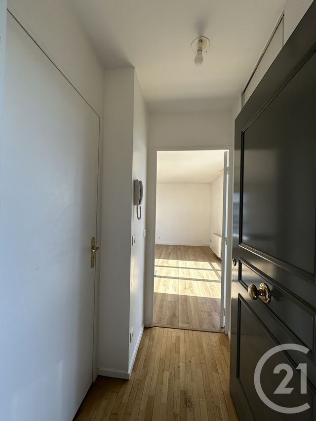 Appartement &agrave; louer - 2 pi&egrave;ces - 38,79 m2 - Villejuif - 94 - ILE-DE-FRANCE