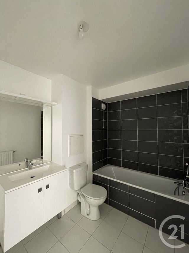 Appartement F2 &agrave; louer - 2 pi&egrave;ces - 39,42 m2 - Villejuif - 94 - ILE-DE-FRANCE