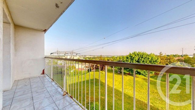 Appartement F4 à vendre - 4 pièces - 75,31 m2 - Thiais - 94 - ILE-DE-FRANCE